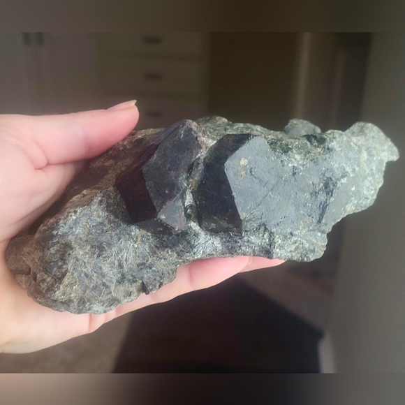 Metamorphic schist, metamorphosis mica, Garnet mica in schist,Opaque garnets - Picture 5 of 6